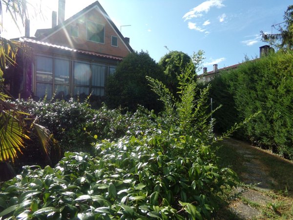 casa indipendente in vendita ad Abano Terme in zona Feriole