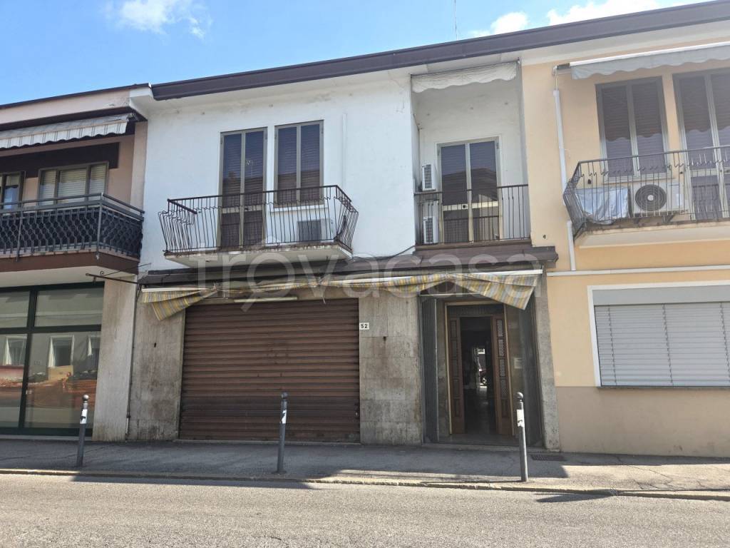 negozio in vendita ad Abano Terme