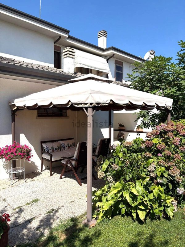 casa indipendente in vendita ad Abano Terme