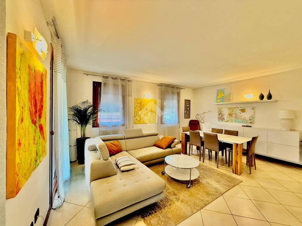 casa indipendente in vendita ad Abano Terme