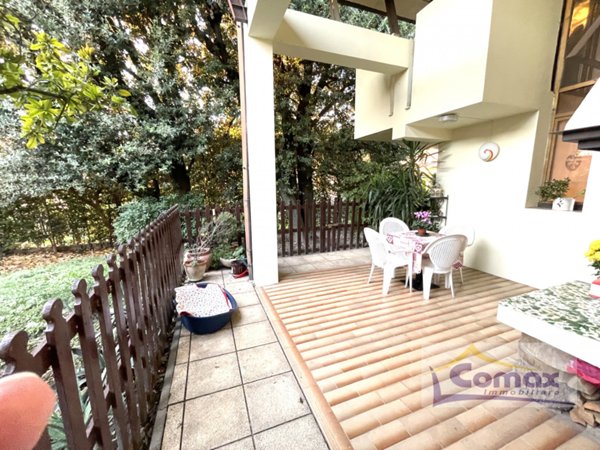 casa indipendente in vendita ad Abano Terme in zona Monterosso