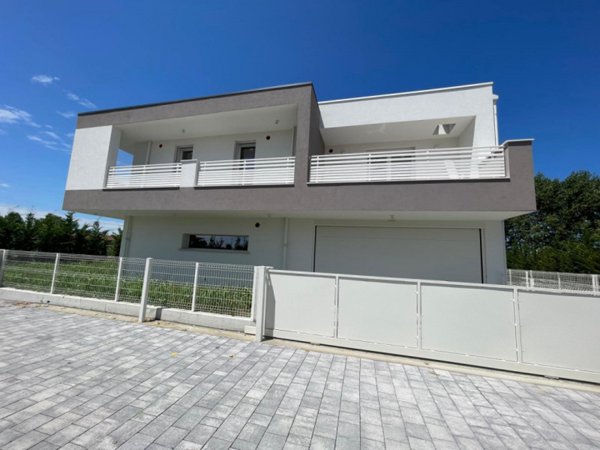 casa indipendente in vendita ad Abano Terme