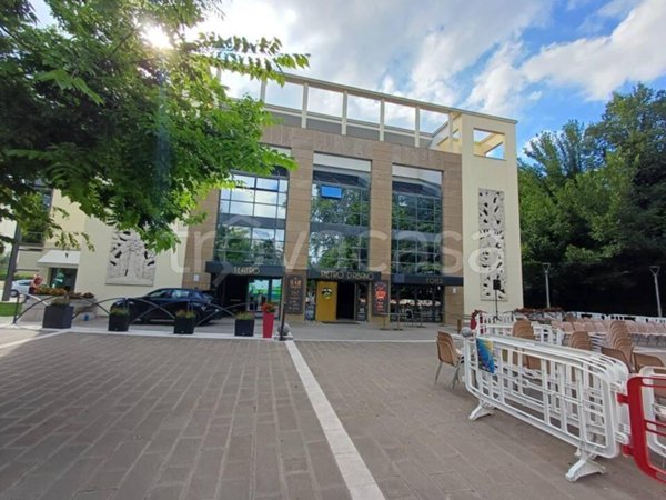 ufficio in vendita ad Abano Terme