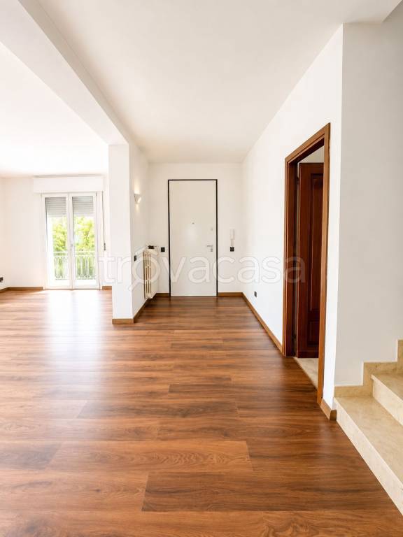 casa indipendente in vendita ad Abano Terme in zona Feriole