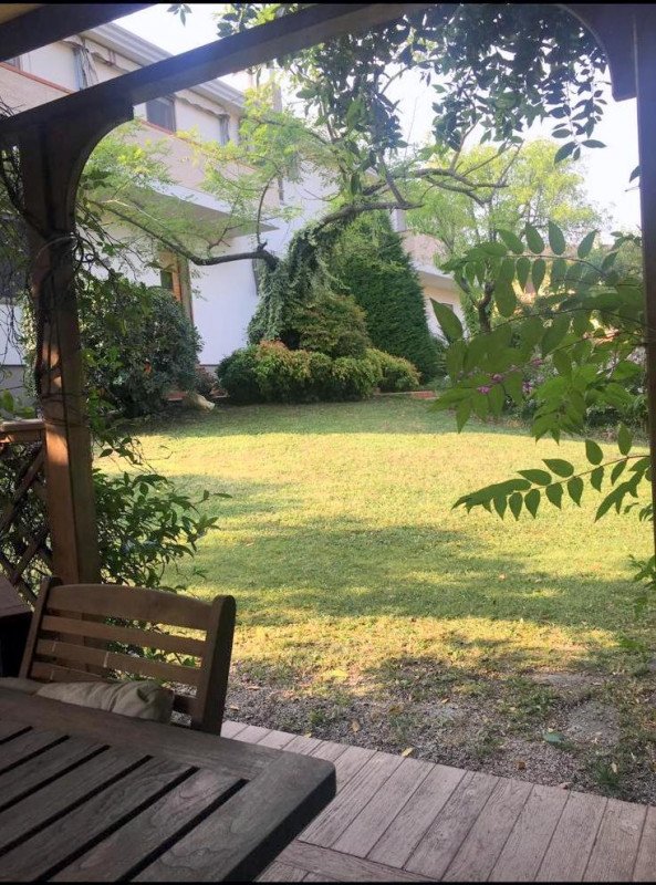 casa indipendente in vendita ad Abano Terme in zona Giarre