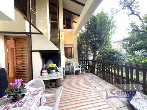 casa indipendente in vendita ad Abano Terme in zona Monterosso