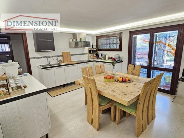 casa semindipendente in vendita ad Abano Terme