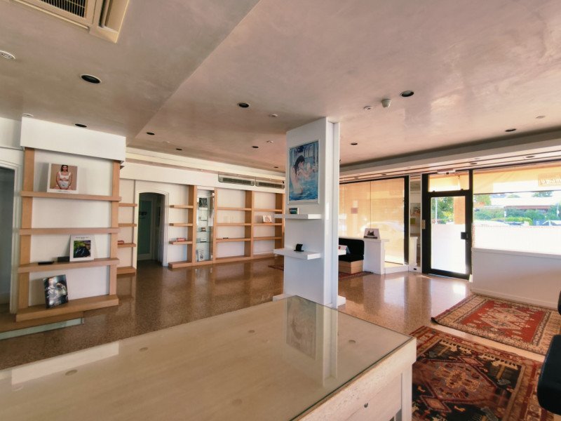 negozio in vendita ad Abano Terme