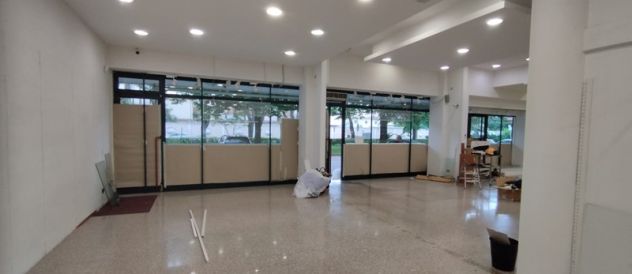negozio in vendita ad Abano Terme