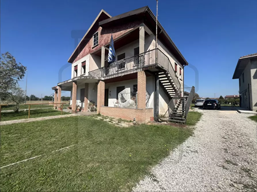 casa indipendente in vendita ad Abano Terme in zona Giarre