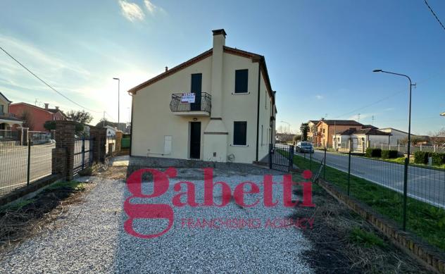 casa indipendente in vendita ad Agna