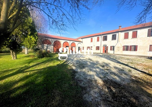 casale in vendita ad Agna