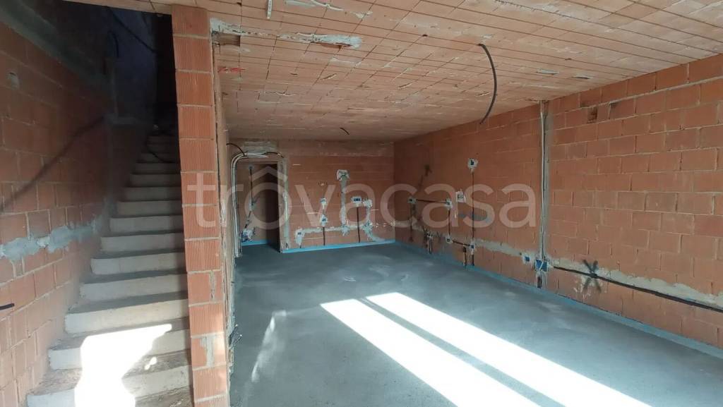 casa indipendente in vendita ad Agna