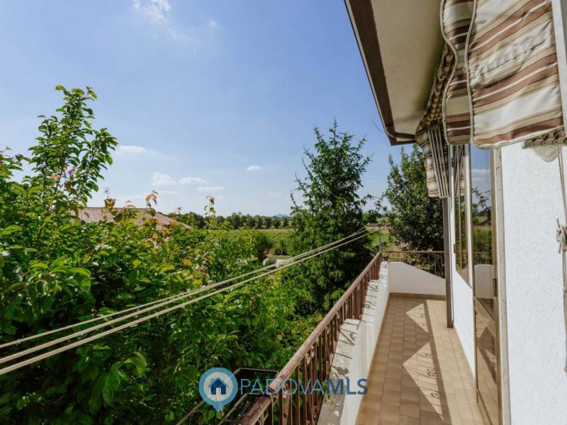 casa indipendente in vendita ad Agna