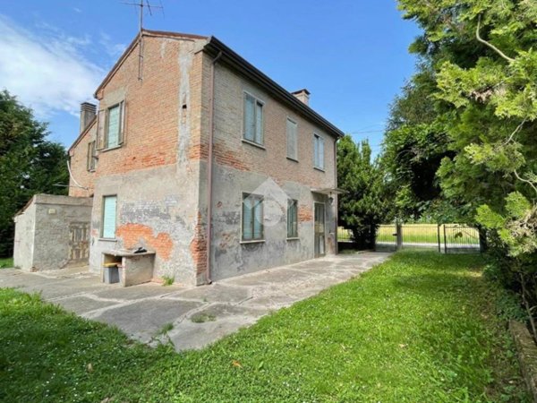 casa indipendente in vendita ad Agna