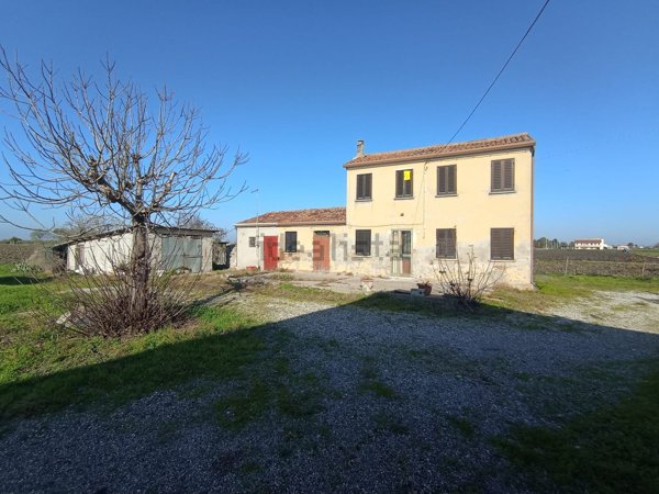casa indipendente in vendita ad Agna in zona Frapiero