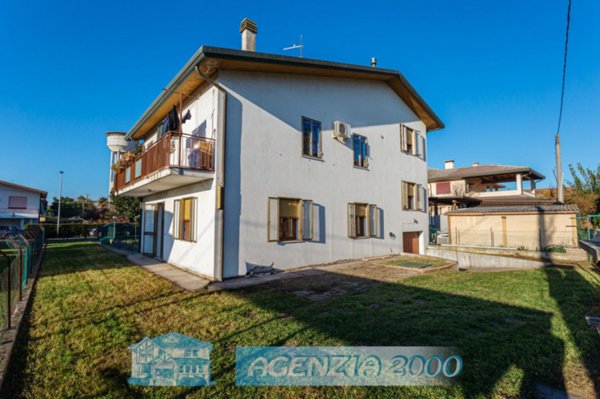 appartamento in vendita ad Agna