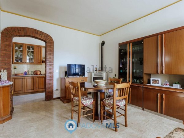 casa indipendente in vendita ad Agna