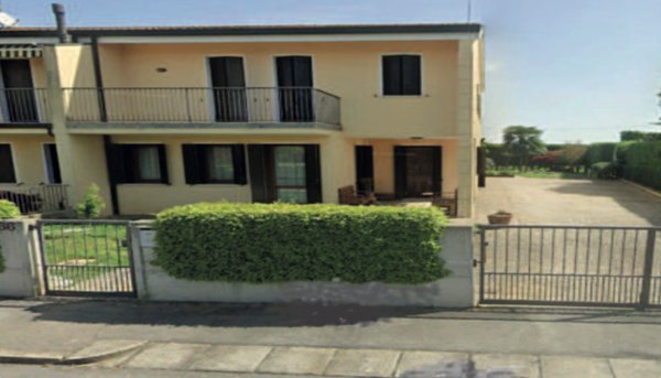 casa indipendente in vendita ad Agna