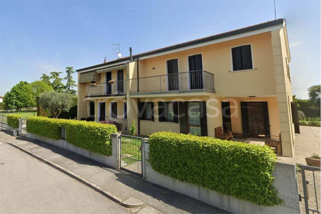 casa indipendente in vendita ad Agna