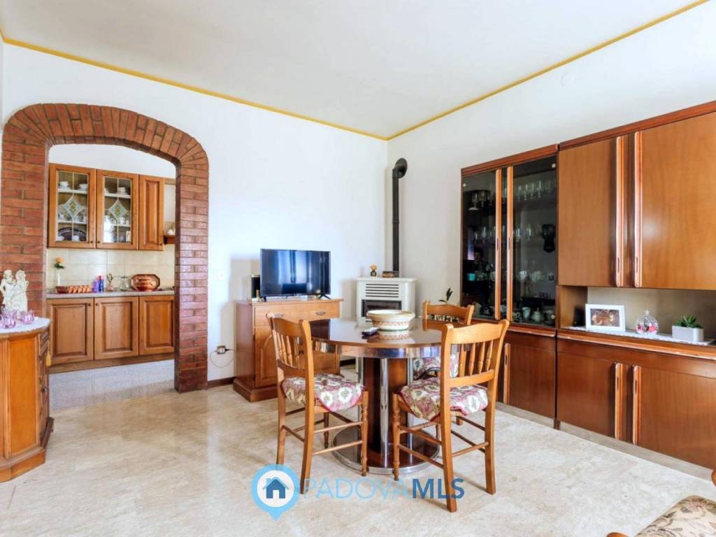 casa indipendente in vendita ad Agna