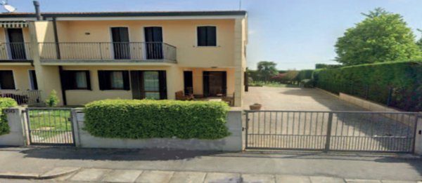 casa indipendente in vendita ad Agna