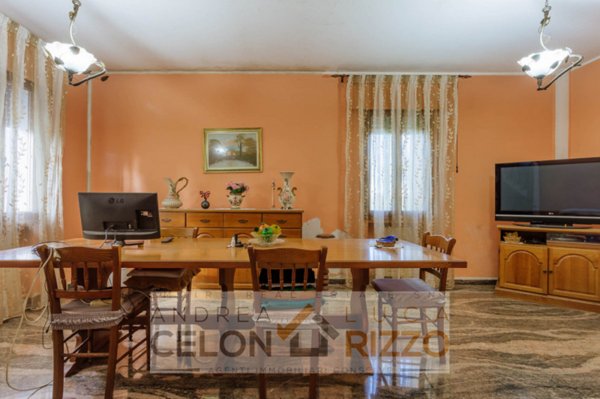 casa indipendente in vendita ad Agna