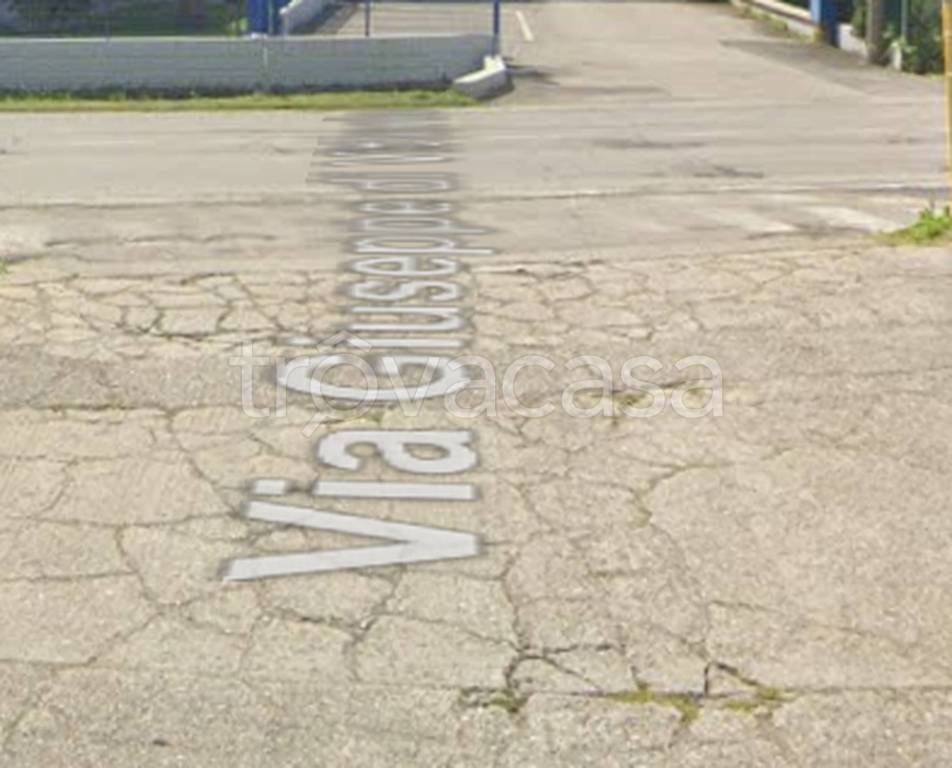 locale commerciale in vendita ad Agna