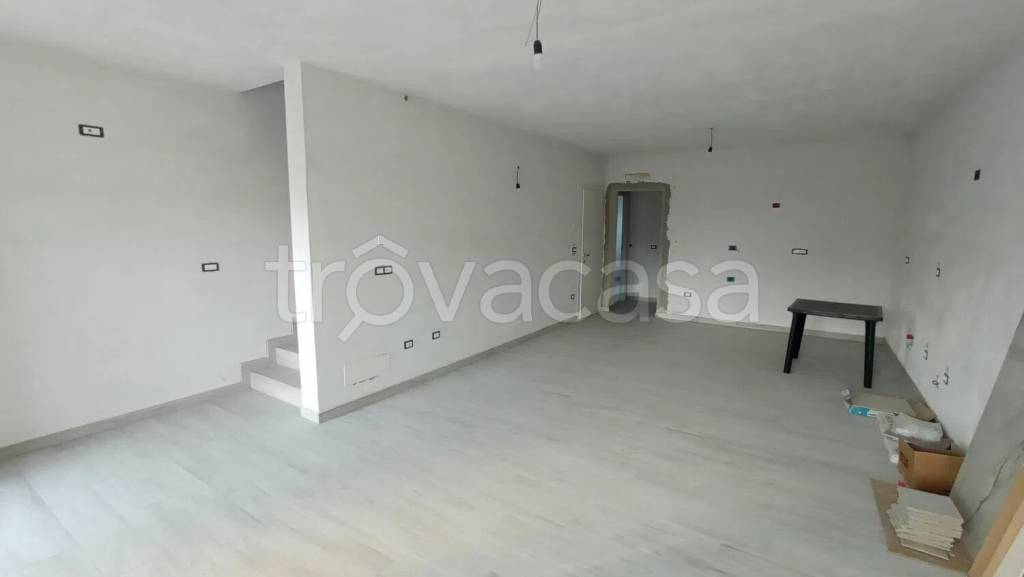 casa indipendente in vendita ad Agna