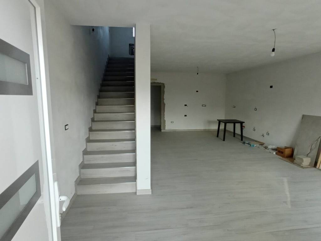 casa indipendente in vendita ad Agna