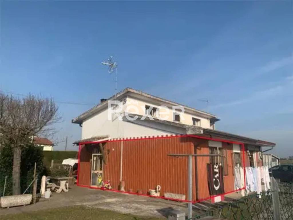 casa indipendente in vendita ad Agna