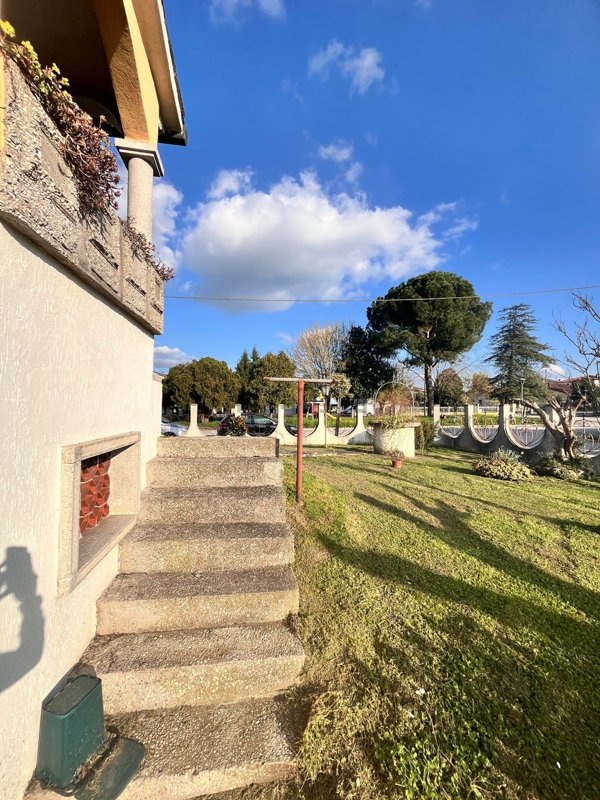 casa indipendente in vendita ad Agna