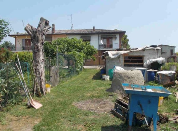 appartamento in vendita ad Agna