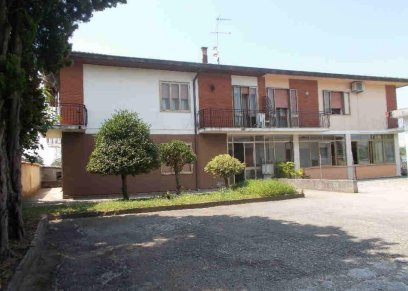 appartamento in vendita ad Agna