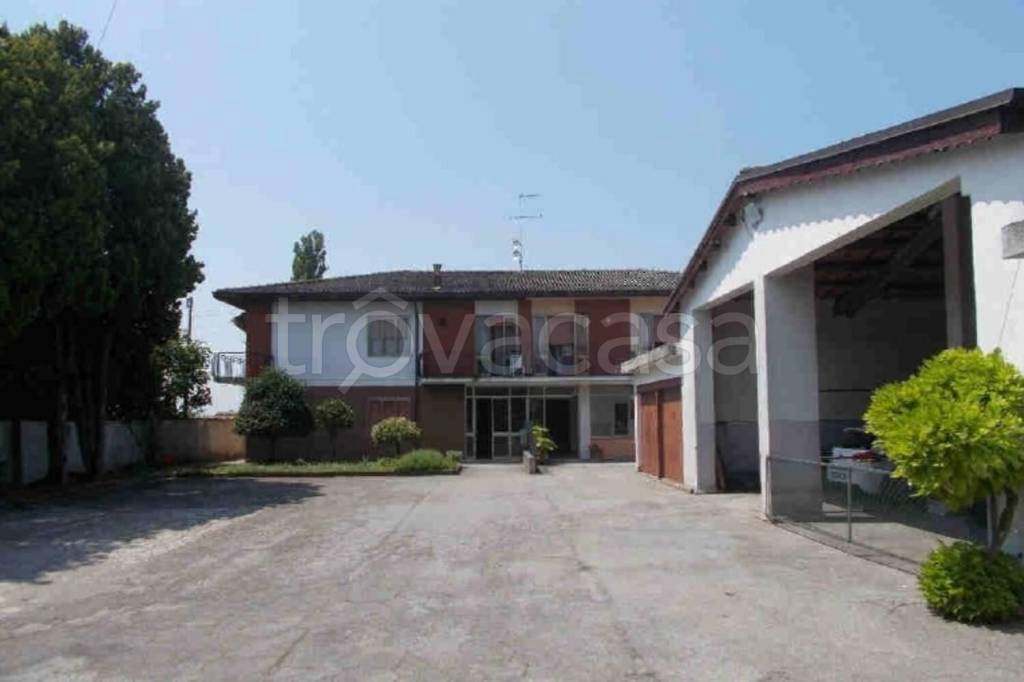 appartamento in vendita ad Agna