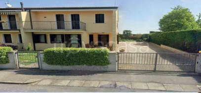 casa indipendente in vendita ad Agna