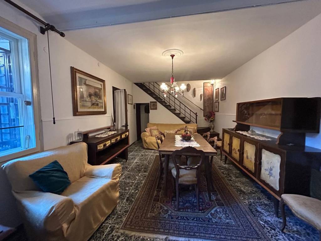 casa indipendente in vendita ad Agna