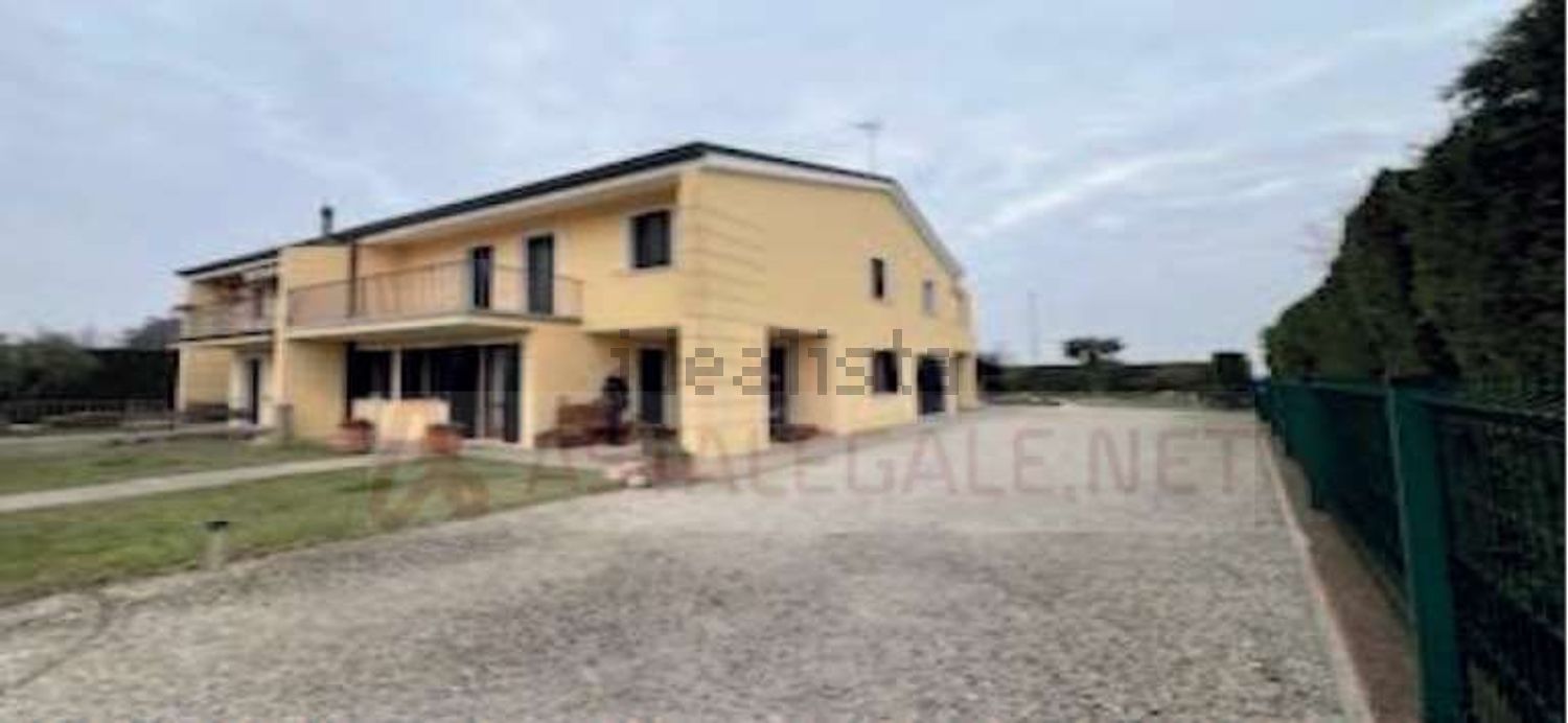 appartamento in vendita ad Agna