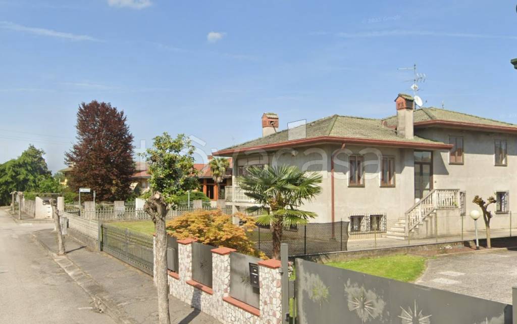 casa indipendente in vendita ad Agna