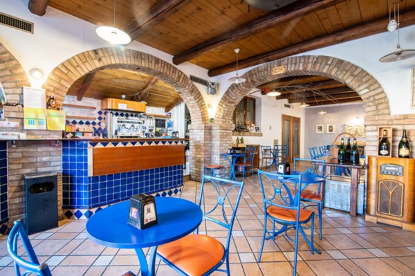 locale commerciale in vendita ad Albignasego