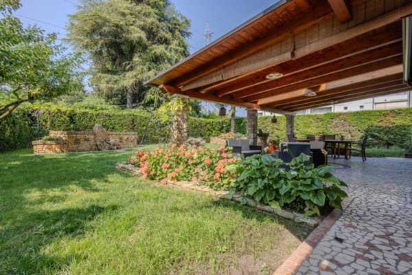 casa indipendente in vendita ad Albignasego in zona Mandriola