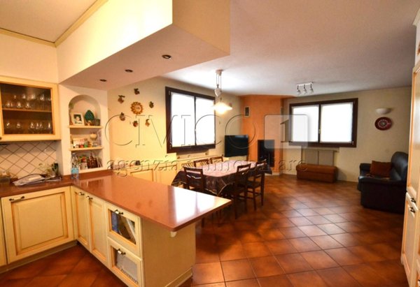 casa indipendente in vendita ad Albignasego in zona Mandriola