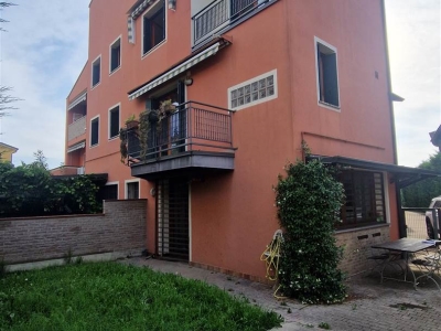 casa indipendente in vendita ad Albignasego in zona Mandriola