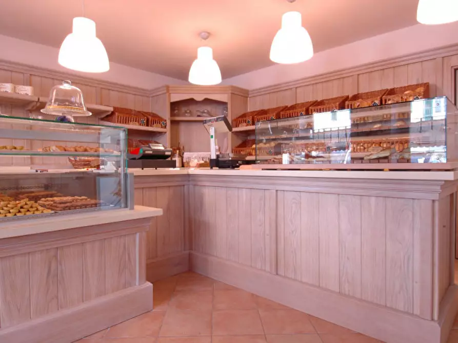 negozio in vendita ad Albignasego