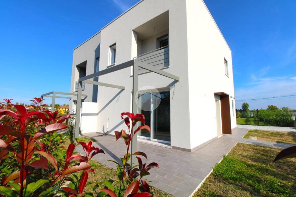 casa indipendente in vendita ad Albignasego in zona Mandriola