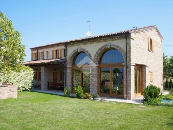 casa indipendente in vendita ad Albignasego in zona Lion
