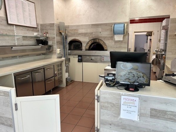 negozio in vendita ad Albignasego