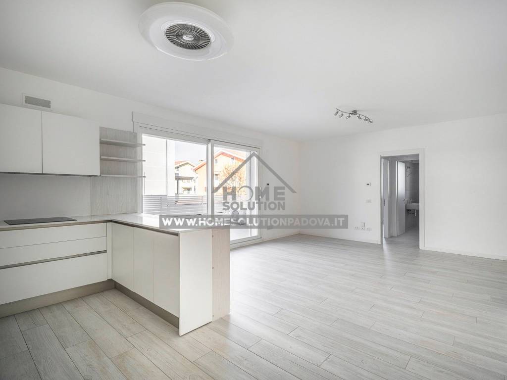 appartamento in vendita ad Albignasego in zona Lion