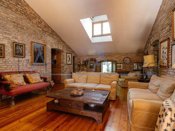 casa indipendente in vendita ad Albignasego in zona Mandriola