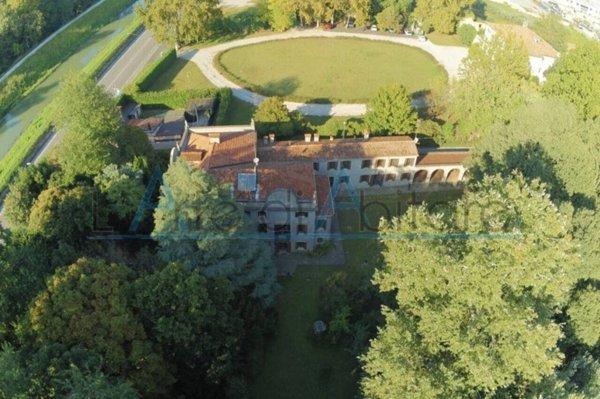 casa indipendente in vendita ad Albignasego in zona Mandriola